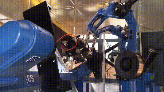 钢结构件双机器人焊接工作站如何提效？附案例视频